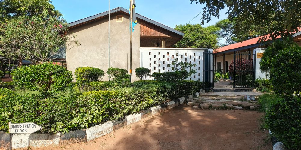 Jengo la Utawala Igumbilo Girls Secondary School